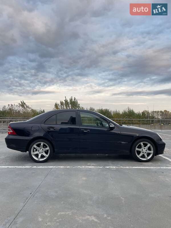 Седан Mercedes-Benz C-Class 2006 в Києві фото 6 Седан Mercedes-Benz C-Class 2006 в Києві