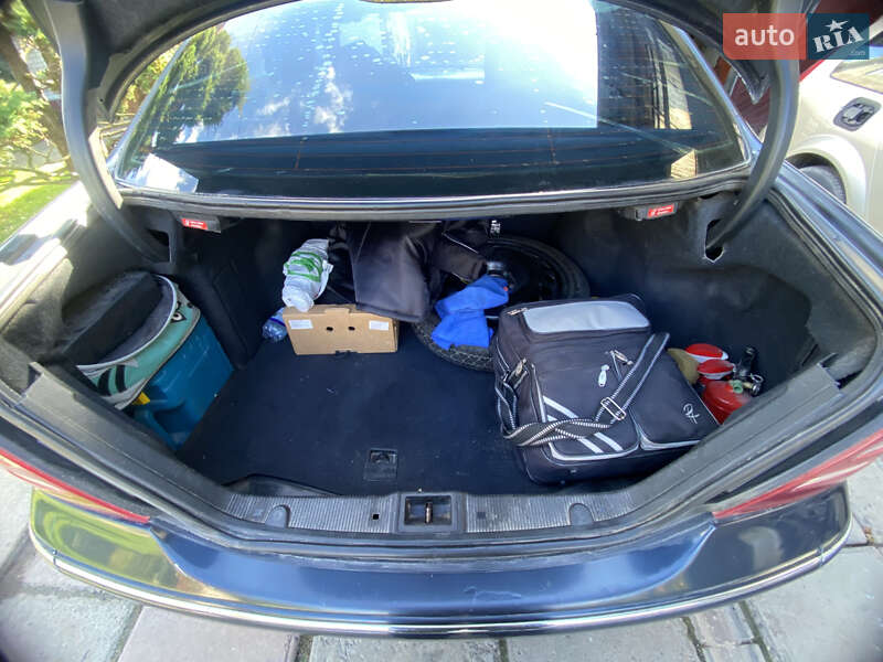 Седан Mercedes-Benz C-Class 2002 в Львове