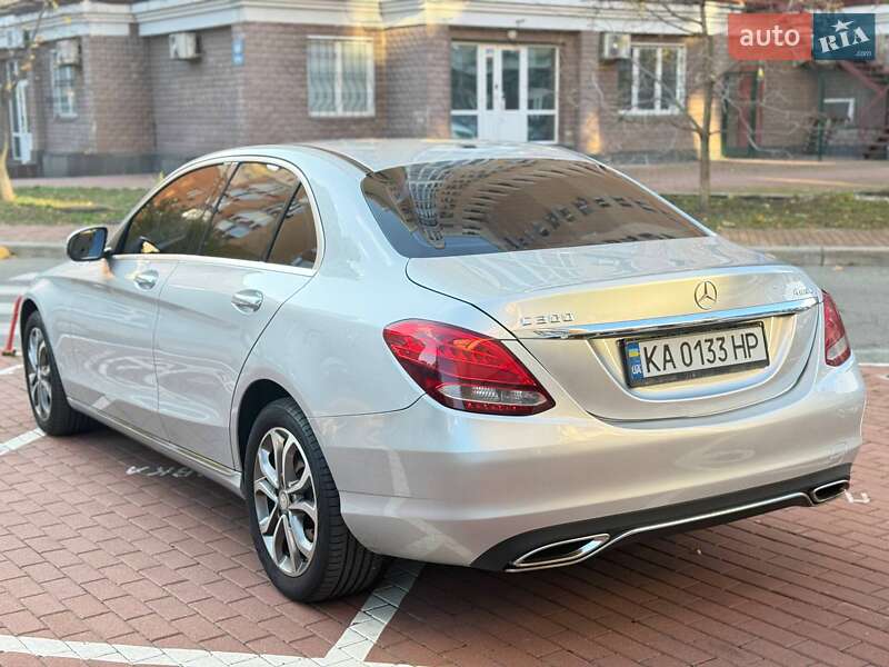 Седан Mercedes-Benz C-Class 2015 в Києві