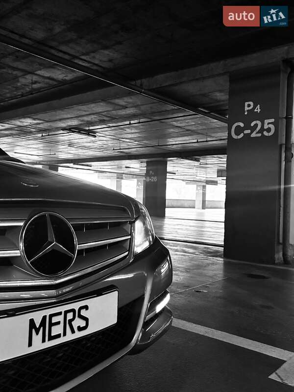 Седан Mercedes-Benz C-Class 2013 в Киеве фото 30 Седан Mercedes-Benz C-Class 2013 в Киеве