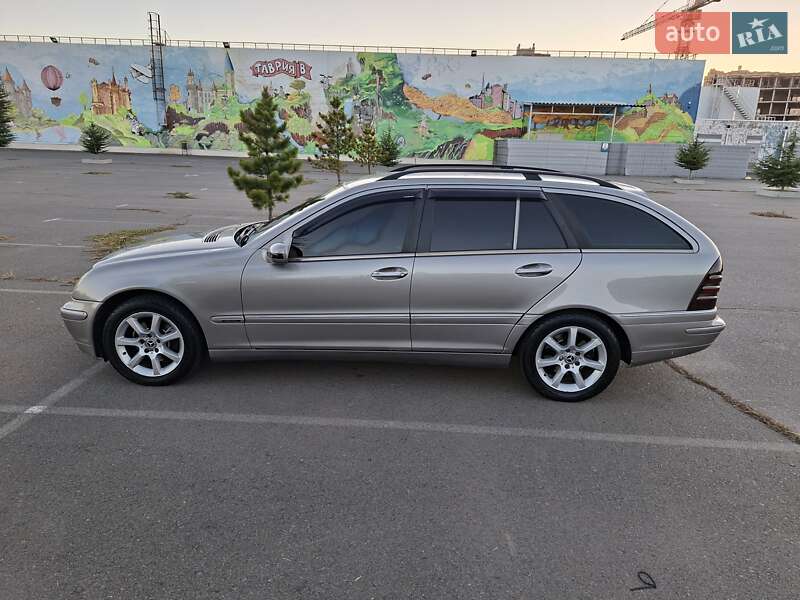 Универсал Mercedes-Benz C-Class 2003 в Одессе фото 2 Универсал Mercedes-Benz C-Class 2003 в Одессе