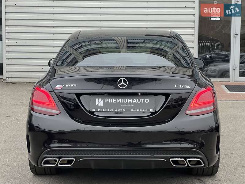 Седан Mercedes-Benz C-Class 2015 в Киеве