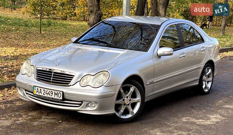 Седан Mercedes-Benz C-Class 2006 в Києві фото 20 Седан Mercedes-Benz C-Class 2006 в Києві