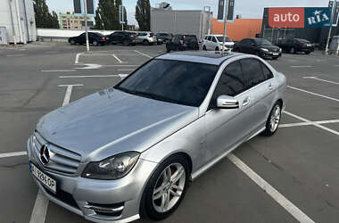 Седан Mercedes-Benz C-Class 2011 в Києві