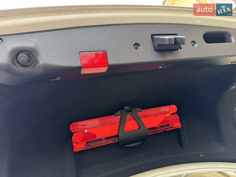 Седан Mercedes-Benz C-Class 2011 в Калинівці