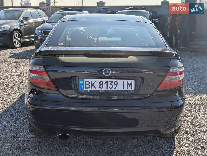 Купе Mercedes-Benz C-Class 2005 в Ровно