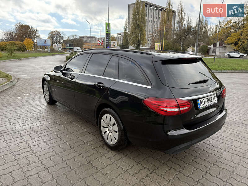 Універсал Mercedes-Benz C-Class 2015 в Ужгороді