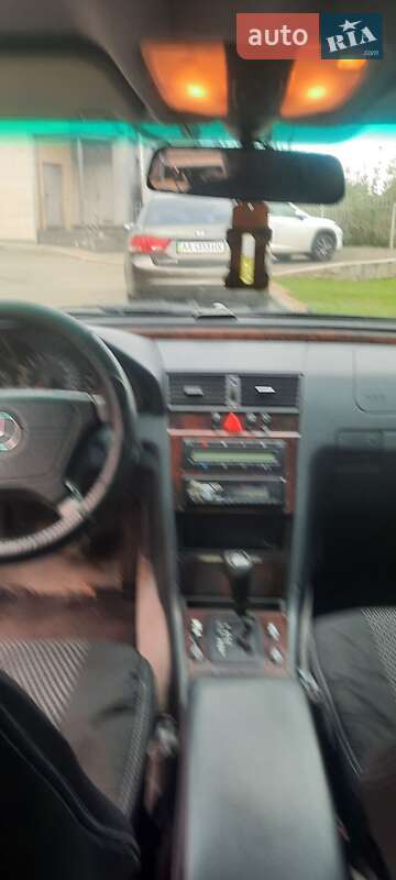 Седан Mercedes-Benz C-Class 1997 в Киеве фото 8 Седан Mercedes-Benz C-Class 1997 в Киеве
