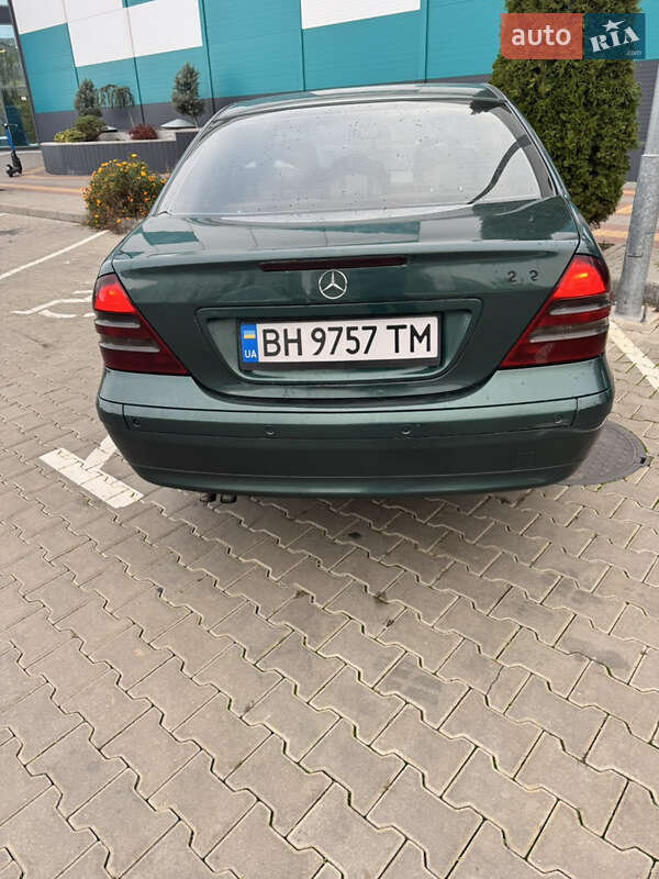 Седан Mercedes-Benz C-Class 2001 в Южному