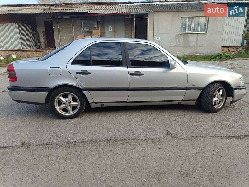 Седан Mercedes-Benz C-Class 1997 в Борисполе фото 6 Седан Mercedes-Benz C-Class 1997 в Борисполе