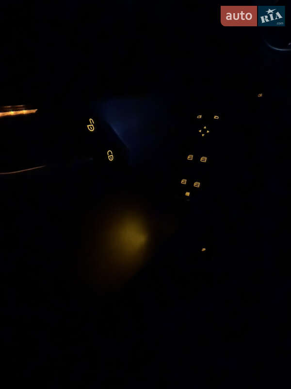 Седан Mercedes-Benz C-Class 2011 в Києві фото 50 Седан Mercedes-Benz C-Class 2011 в Києві