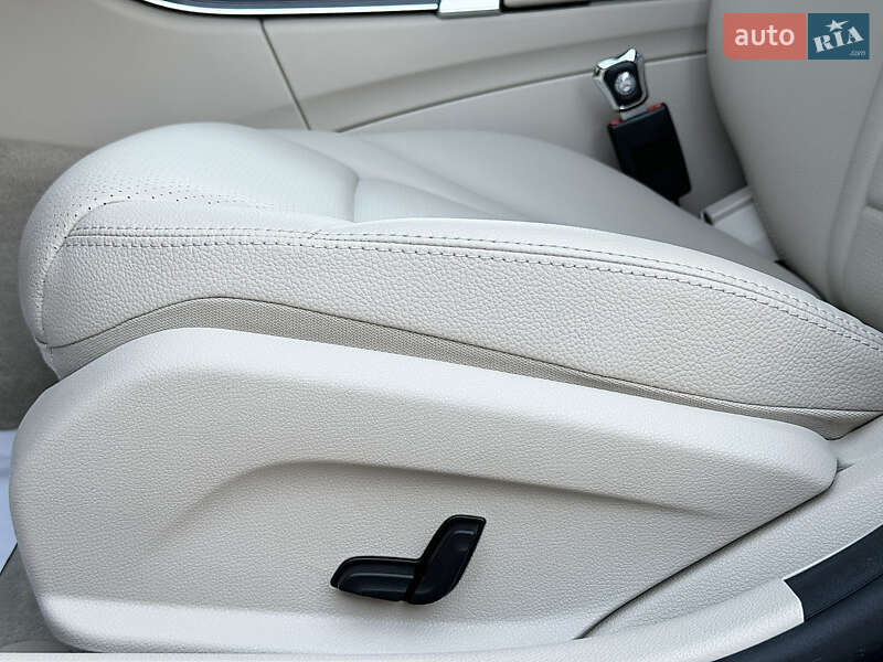 Седан Mercedes-Benz C-Class 2018 в Києві фото 27 Седан Mercedes-Benz C-Class 2018 в Києві