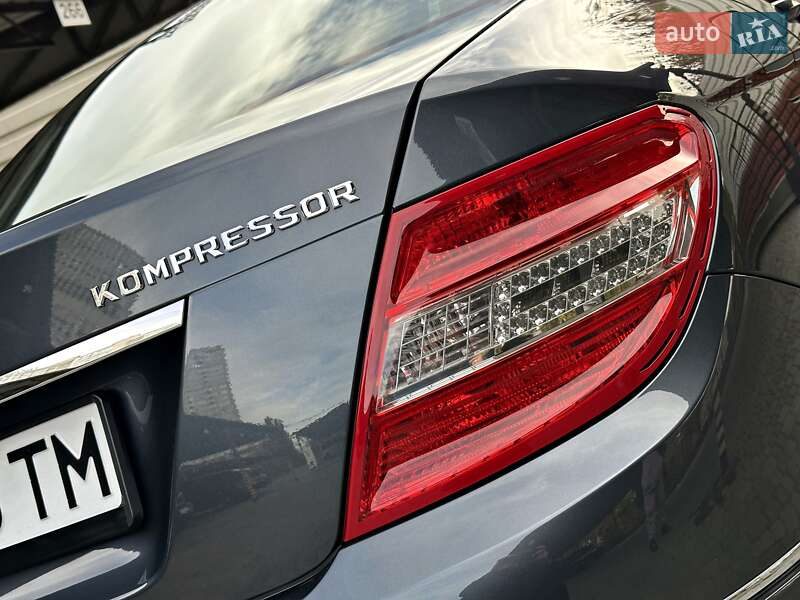Седан Mercedes-Benz C-Class 2008 в Одесі фото 30 Седан Mercedes-Benz C-Class 2008 в Одесі