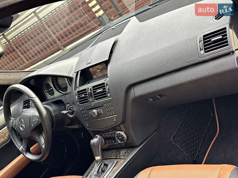 Седан Mercedes-Benz C-Class 2008 в Одесі фото 75 Седан Mercedes-Benz C-Class 2008 в Одесі