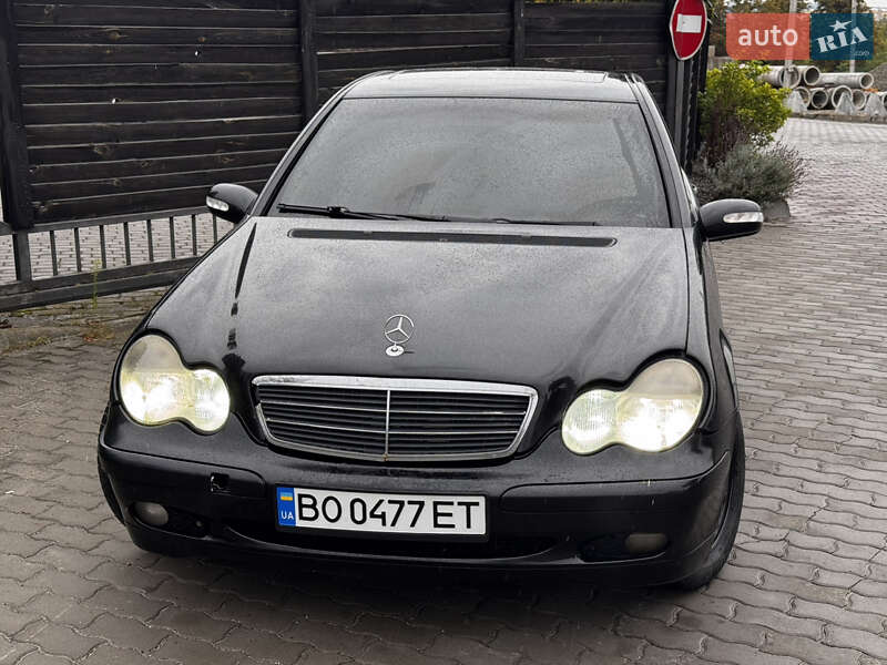 Седан Mercedes-Benz C-Class 2001 в Тернополі