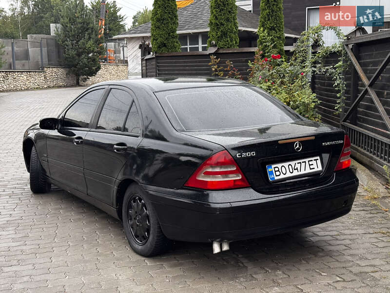 Седан Mercedes-Benz C-Class 2001 в Тернополі