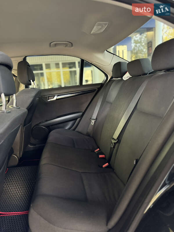 Седан Mercedes-Benz C-Class 2007 в Миколаєві фото 13 Седан Mercedes-Benz C-Class 2007 в Миколаєві