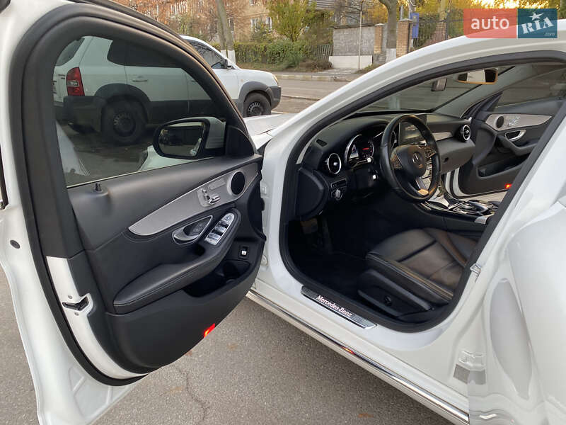 Седан Mercedes-Benz C-Class 2014 в Киеве