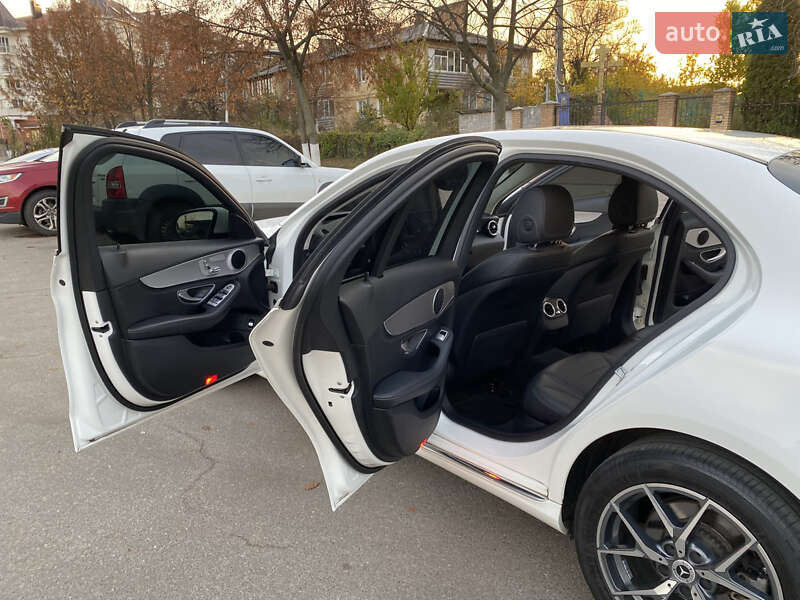 Седан Mercedes-Benz C-Class 2014 в Киеве