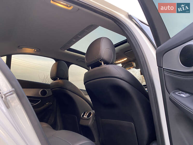 Седан Mercedes-Benz C-Class 2014 в Киеве