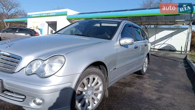 Седан Mercedes-Benz C-Class 2006 в Лубнах фото 7 Седан Mercedes-Benz C-Class 2006 в Лубнах