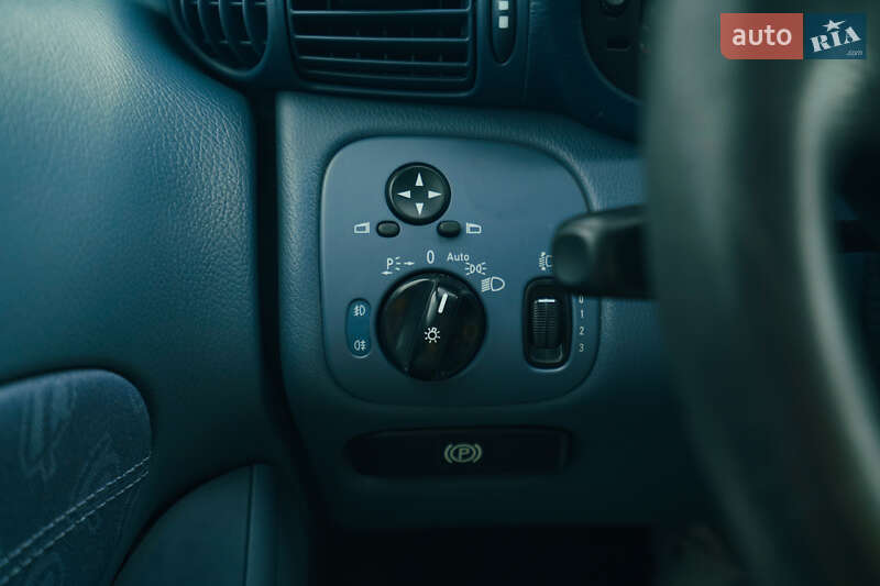 Седан Mercedes-Benz C-Class 2003 в Харкові фото 22 Седан Mercedes-Benz C-Class 2003 в Харкові