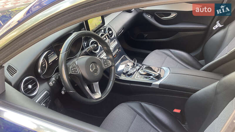 Универсал Mercedes-Benz C-Class 2017 в Николаеве фото 72 Универсал Mercedes-Benz C-Class 2017 в Николаеве