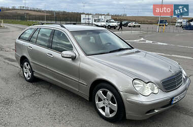 Универсал Mercedes-Benz C-Class 2002 в Ровно