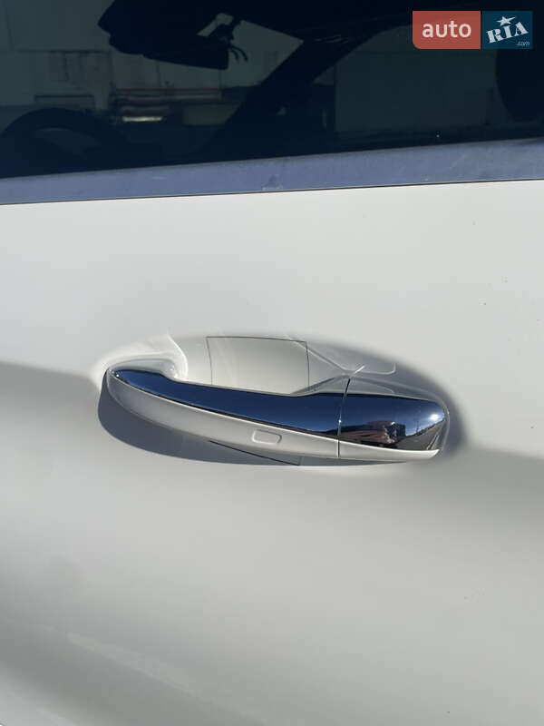 Кабриолет Mercedes-Benz C-Class 2018 в Одессе фото 25 Кабриолет Mercedes-Benz C-Class 2018 в Одессе