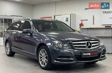 Универсал Mercedes-Benz C-Class 2013 в Киеве