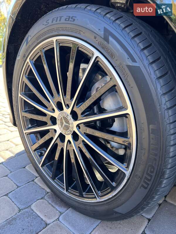 Седан Mercedes-Benz C-Class 2019 в Киеве фото 34 Седан Mercedes-Benz C-Class 2019 в Киеве