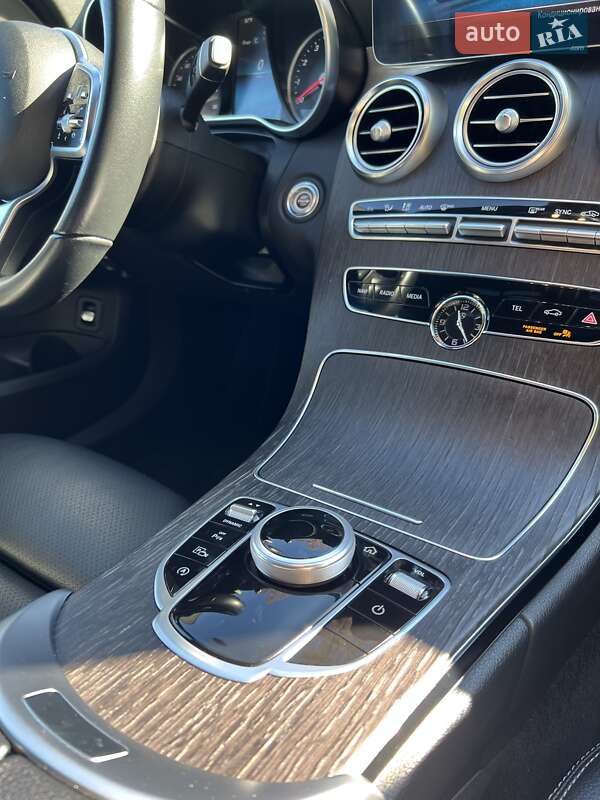Седан Mercedes-Benz C-Class 2019 в Киеве фото 43 Седан Mercedes-Benz C-Class 2019 в Киеве