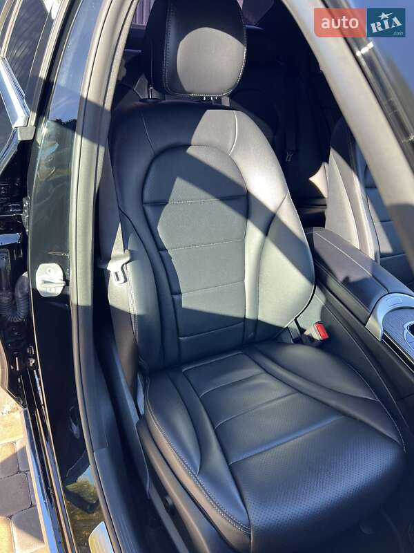 Седан Mercedes-Benz C-Class 2019 в Киеве фото 54 Седан Mercedes-Benz C-Class 2019 в Киеве