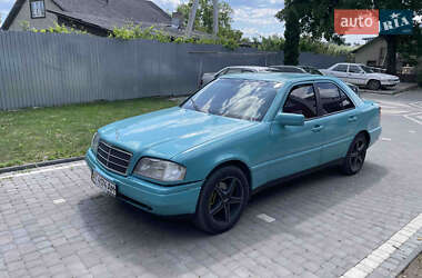 Седан Mercedes-Benz C-Class 1994 в Черновцах