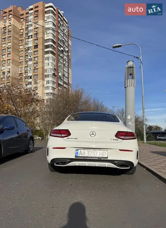 Mercedes-Benz C-Class 2017 VIN WDDWJ4KB6HF368159 фото оголошення 10 з 55