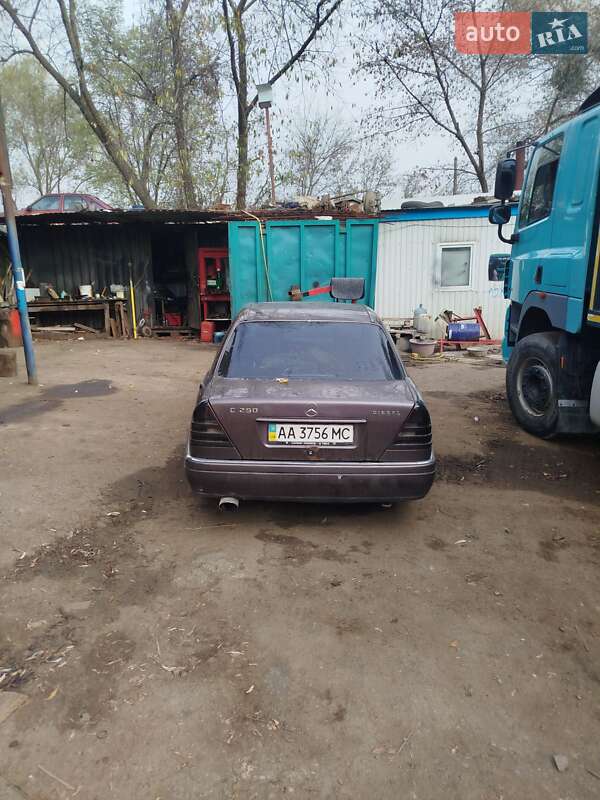 Седан Mercedes-Benz C-Class 1995 в Києві