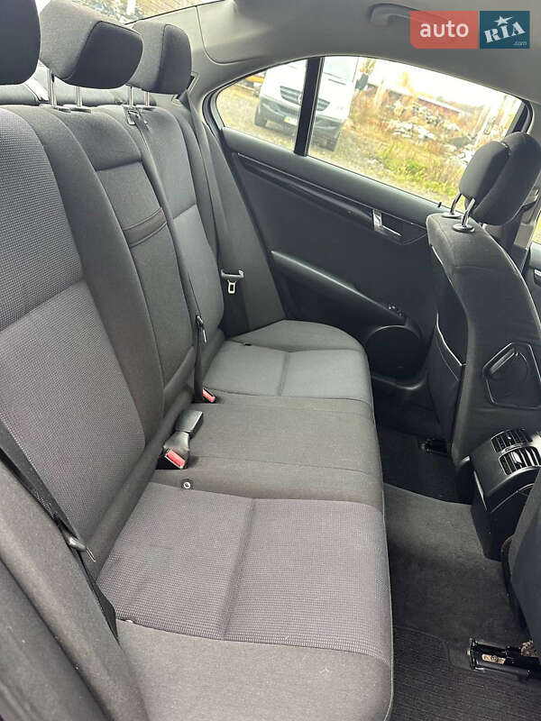 Седан Mercedes-Benz C-Class 2007 в Луцке фото 7 Седан Mercedes-Benz C-Class 2007 в Луцке
