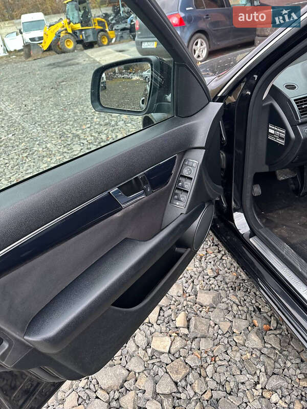 Седан Mercedes-Benz C-Class 2007 в Луцке фото 11 Седан Mercedes-Benz C-Class 2007 в Луцке