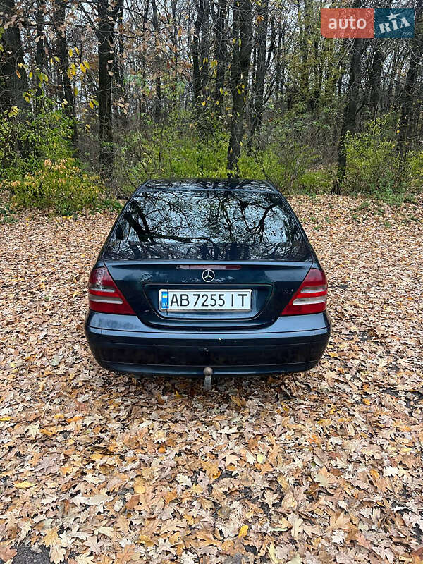 Седан Mercedes-Benz C-Class 2002 в Житомире