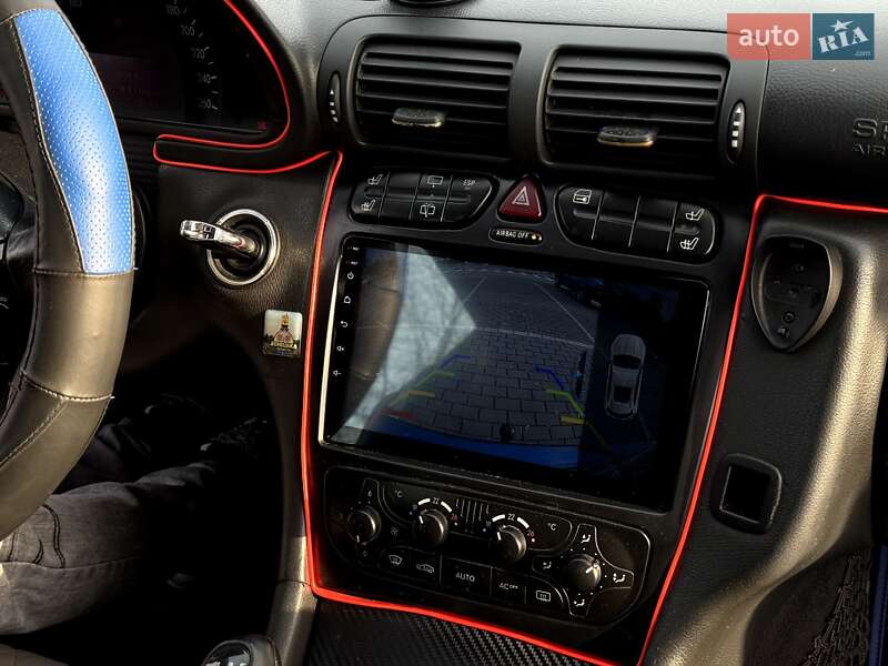 Универсал Mercedes-Benz C-Class 2003 в Коломые