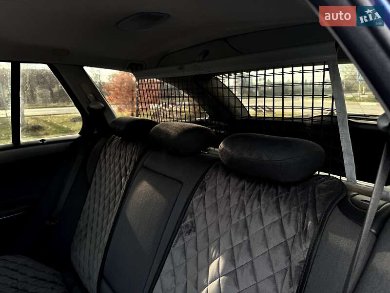 Универсал Mercedes-Benz C-Class 2003 в Коломые