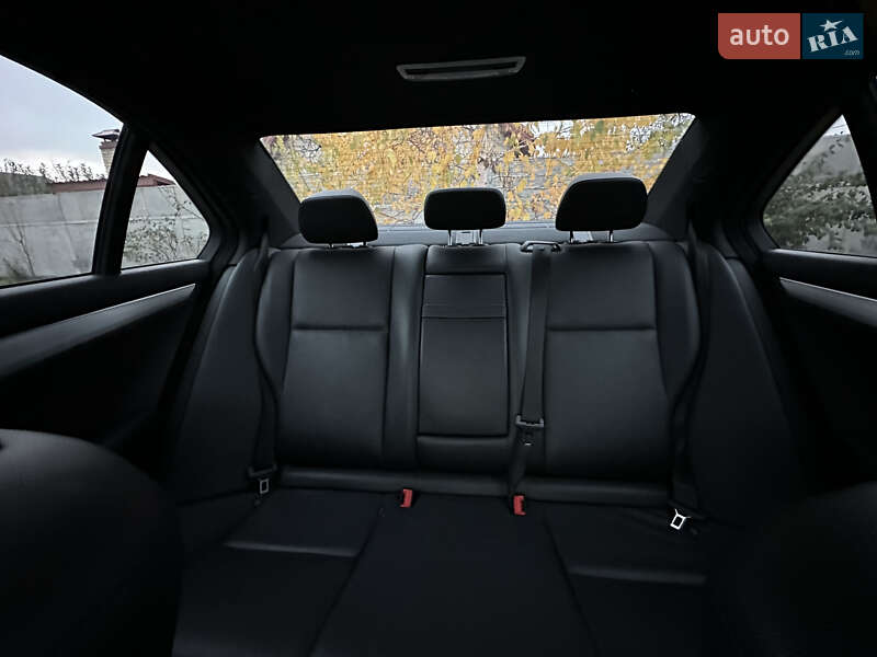 Седан Mercedes-Benz C-Class 2012 в Киеве фото 20 Седан Mercedes-Benz C-Class 2012 в Киеве