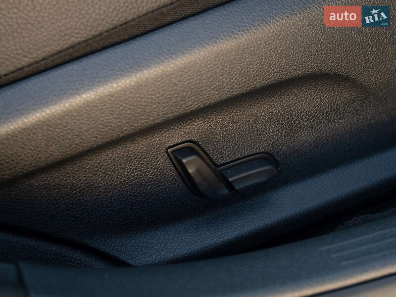 Седан Mercedes-Benz C-Class 2016 в Одессе фото 29 Седан Mercedes-Benz C-Class 2016 в Одессе
