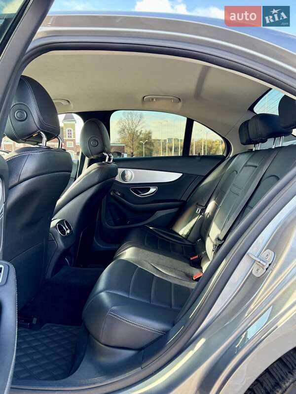 Седан Mercedes-Benz C-Class 2015 в Києві
