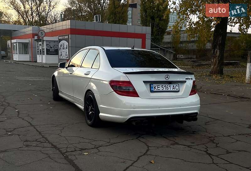 Седан Mercedes-Benz C-Class 2011 в Жовтих Водах