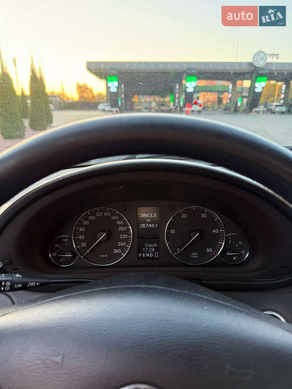Седан Mercedes-Benz C-Class 2005 в Луцке фото 12 Седан Mercedes-Benz C-Class 2005 в Луцке
