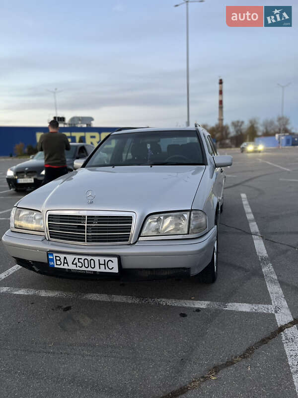 Універсал Mercedes-Benz C-Class 2000 в Дніпрі фото 2 Універсал Mercedes-Benz C-Class 2000 в Дніпрі
