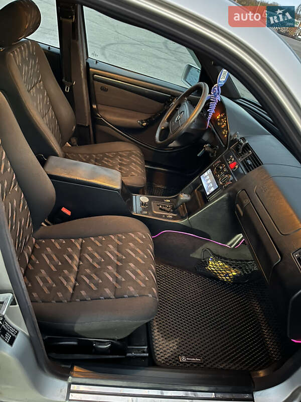 Універсал Mercedes-Benz C-Class 2000 в Дніпрі фото 22 Універсал Mercedes-Benz C-Class 2000 в Дніпрі