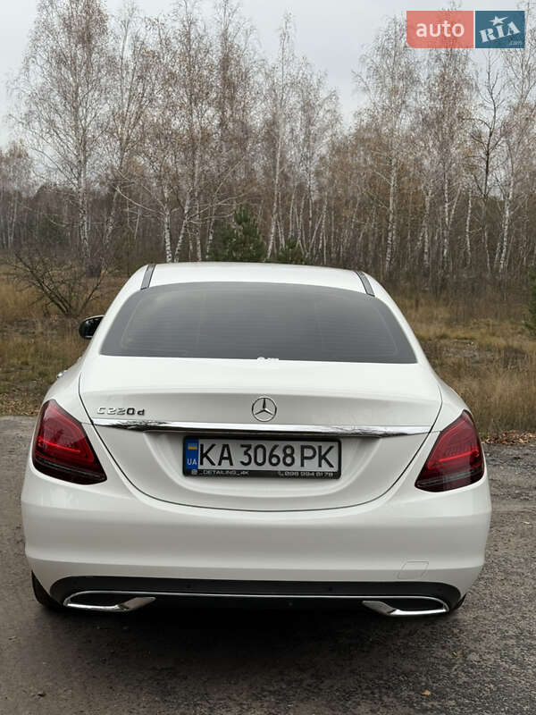 Седан Mercedes-Benz C-Class 2018 в Киеве фото 6 Седан Mercedes-Benz C-Class 2018 в Киеве