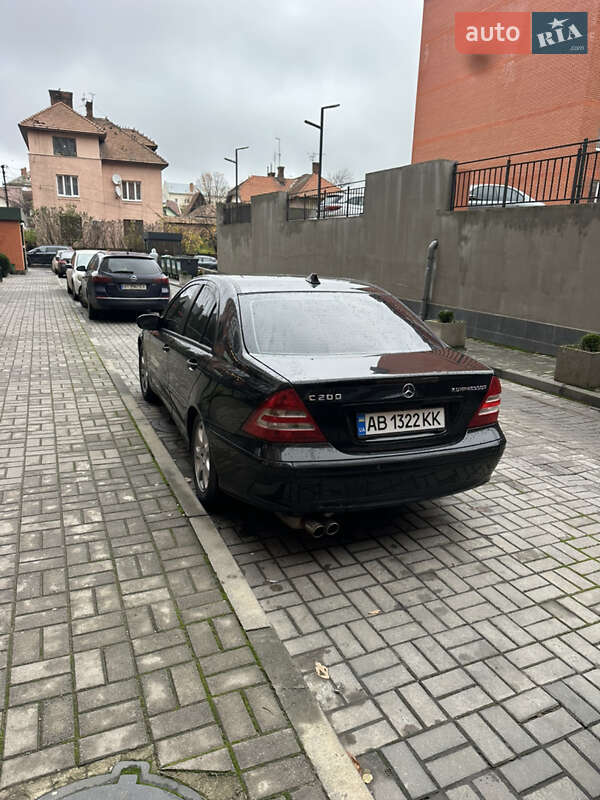 Седан Mercedes-Benz C-Class 2004 в Вінниці